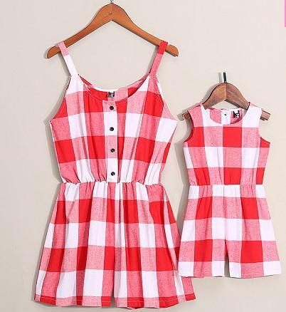 Mom and Me One-piece Grid Suit pawlulu