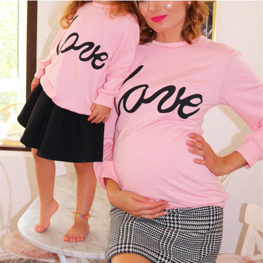 Pink Love Print Family Sweatshirt pawlulu