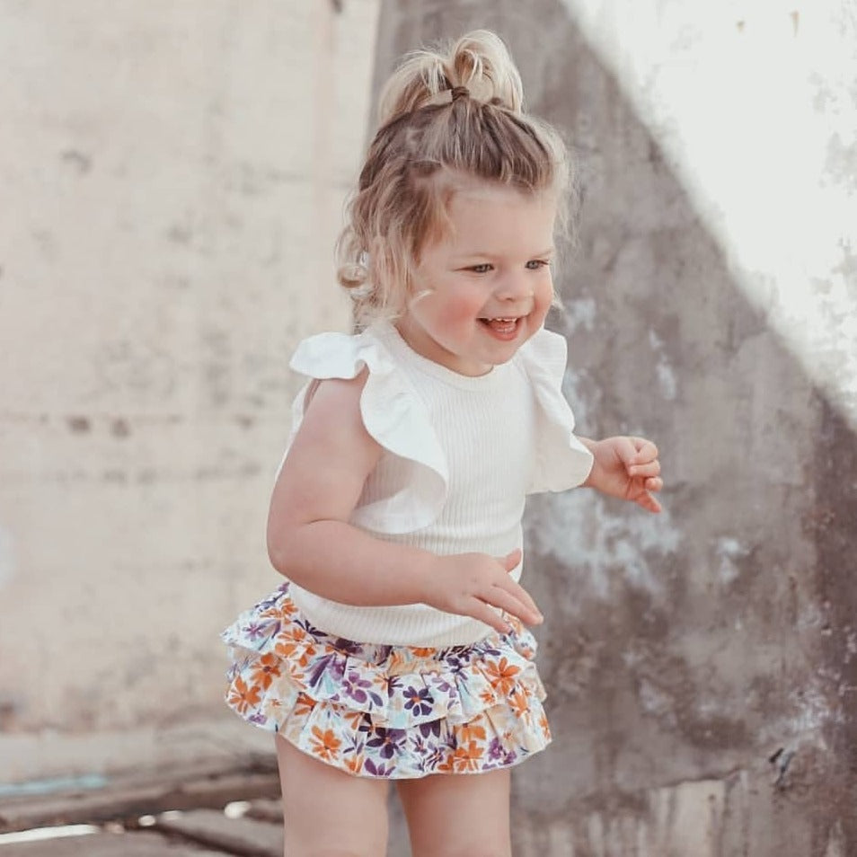 Flutter-sleeve Top Floral Skirt Pawlulu